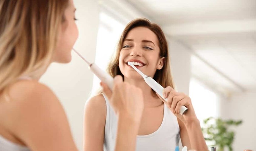 Lựa chọn một loại bàn chải phù hợp với bản thân để phòng tránh các bệnh về răng miệng