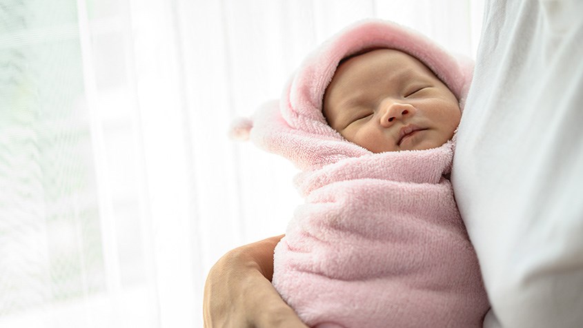 Trẻ 7 tuần tuổi vẫn chưa thể ngủ yên giấc vào ban đêm. Nguồn: Freepik