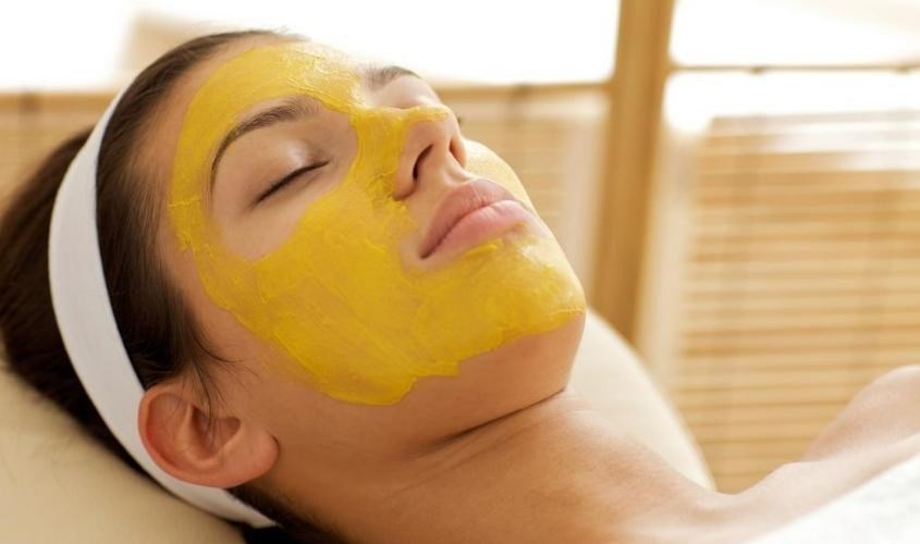 Mặt nạ nghệ trứng gà giúp sáng da