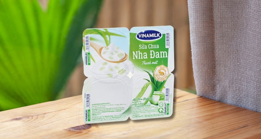 Lốc 4 hộp sữa chua trái cây Vinamilk vị nha đam 100g (từ 1 tuổi)