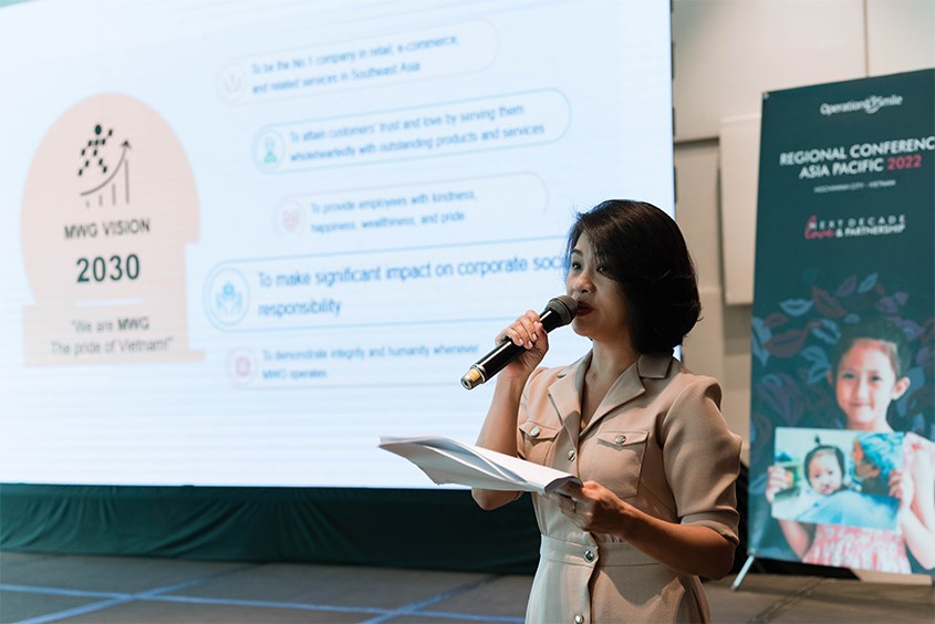 nụ cười avakids 3