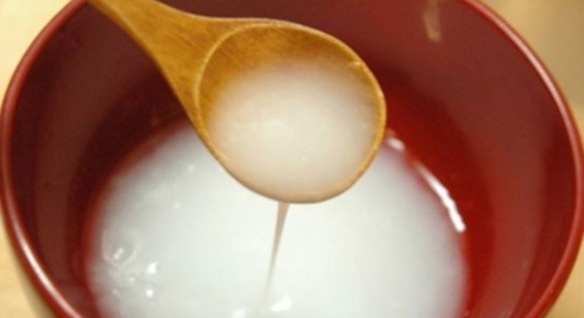 Pha sữa với nước cháo làm mất chất dinh dưỡng