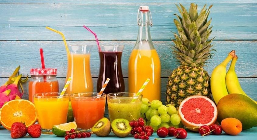 Không nên pha sữa với nước hoa quả