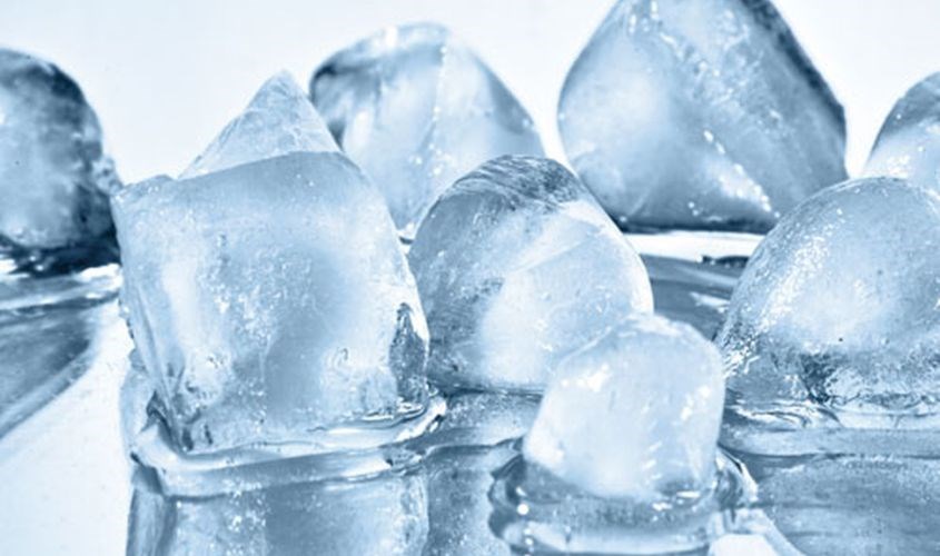 Tác động lên lưỡi bé