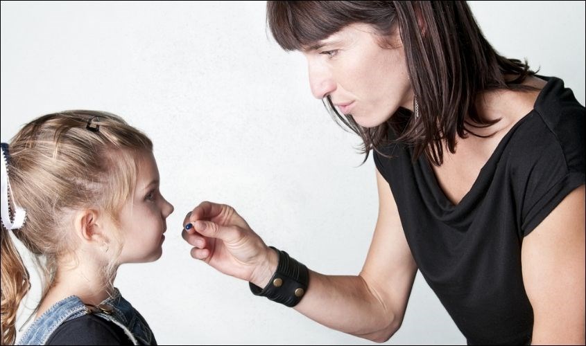 Lưu ý khi cho bé uống thuốc