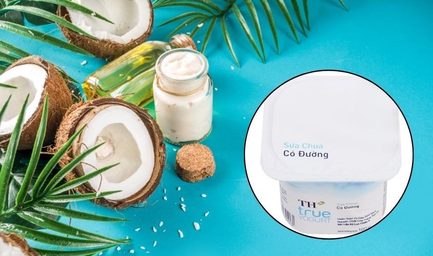 Bạn có thể kết hợp dầu dừa cùng Lốc 4 hộp sữa chua có đường TH true YOGURT 100g