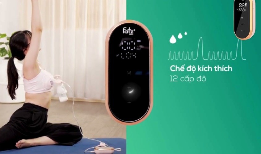 Các mẹ phải sử dụng 2 phễu và 2 ống cùng lúc khi dùng máy hút sữa