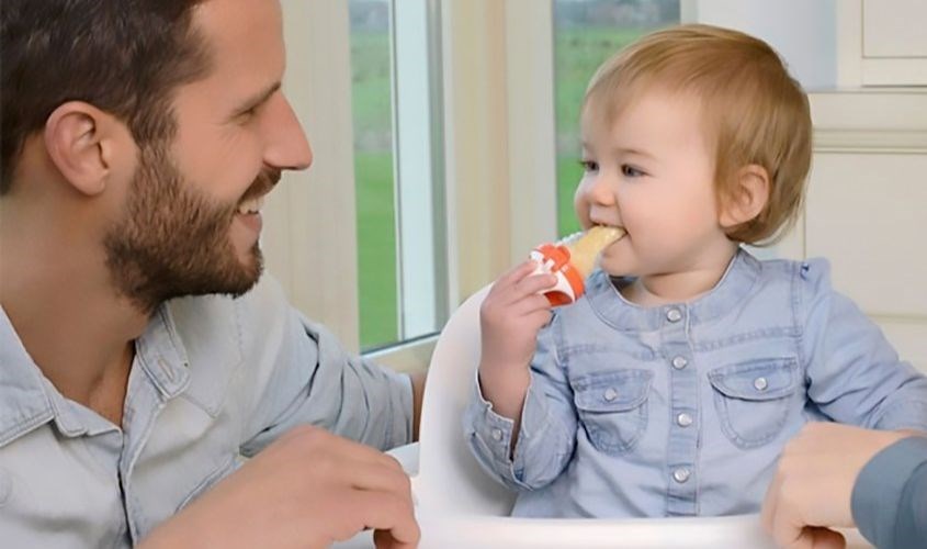 Không lo trẻ nghẹn, hóc thức ăn khi dùng túi ăn dặm