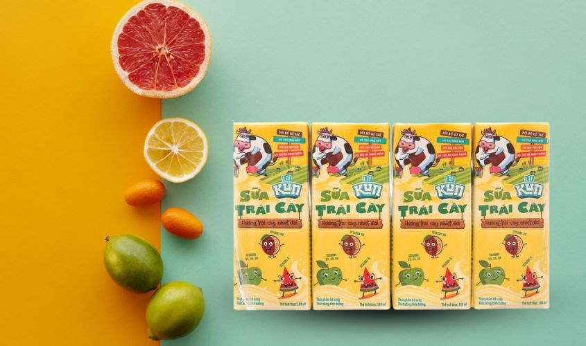 Lốc 4 hộp sữa trái cây LiF Kun hương trái cây nhiệt đới 180 ml
