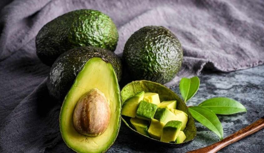 Bơ nổi tiếng là một loại quả dinh dưỡng lành mạnh