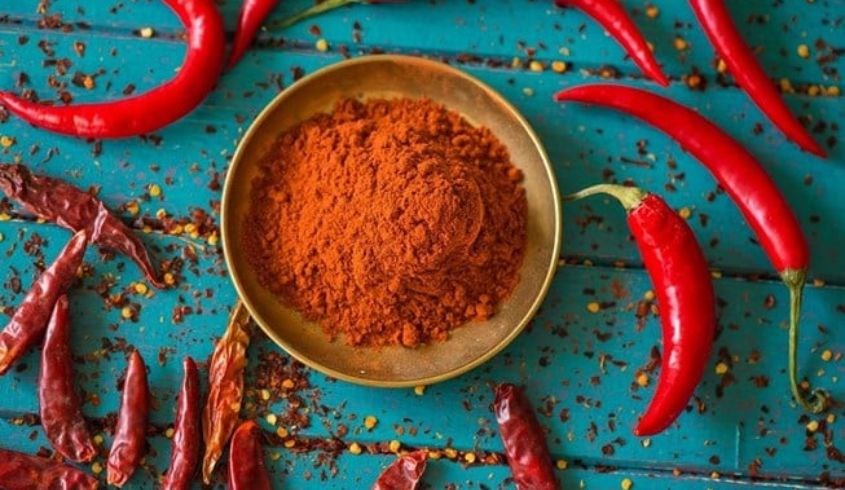 Ớt bột là một gia vị không thể thiếu trong các món ăn hàng ngày nhằm gia tăng hương vị