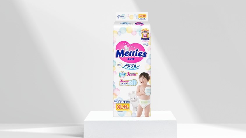 Tã dán Merries size NB 90 miếng (Dưới 5 kg)