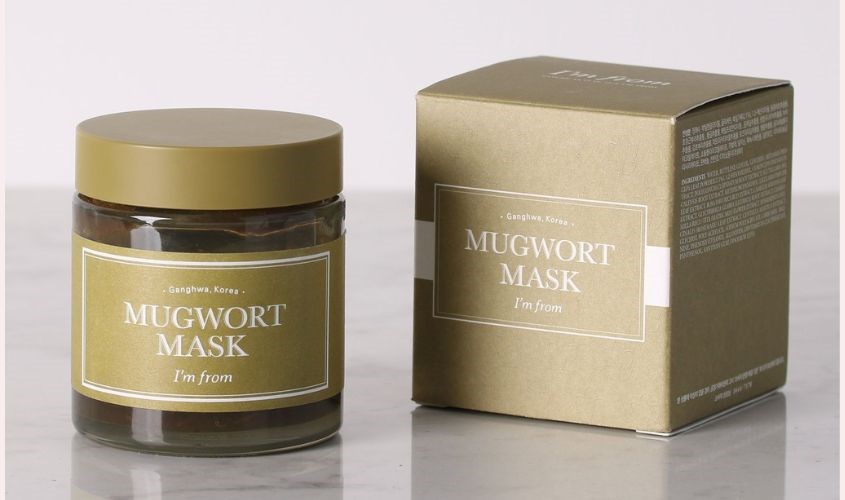 Mặt nạ ngải cứu I'm from có thiết kế cổ điển cùng với tông màu vàng đất