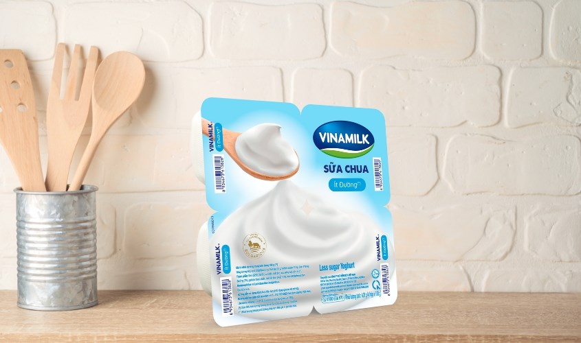 Lốc 4 hộp sữa chua không đường Vinamilk 100g