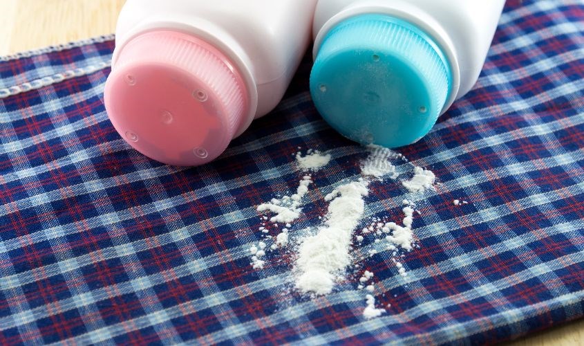 Phấn rôm có khả năng hút ẩm rất tốt