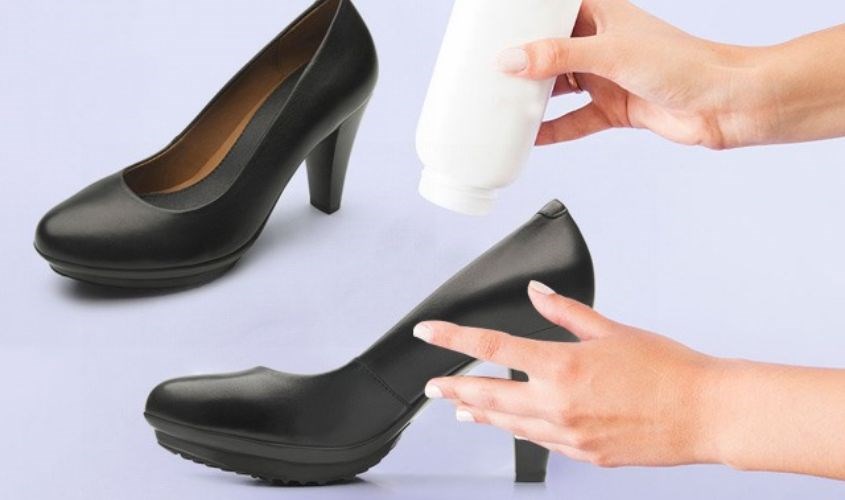 Phấn rôm làm giảm ma sát giúp gót chân di chuyển dễ dàng hơn