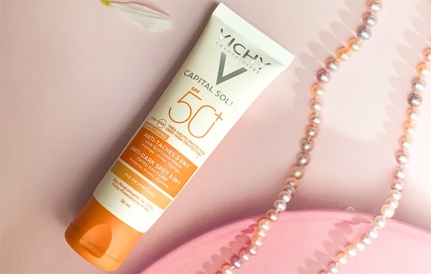 Kem chống nắng dưỡng da 3 trong 1 có màu Vichy Capital Soleil SPF 50+ PA++++ 50 ml Kem chống nắng dưỡng da 3 trong 1 có màu Vichy Capital Soleil SPF 50+ PA++++ 50 ml