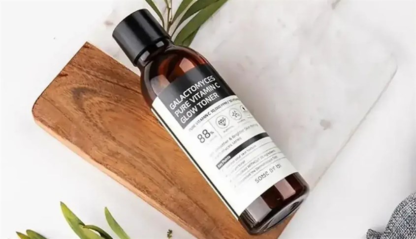 Toner dưỡng trắng Some By Mi Galactomyces Pure Vitamin C Glow 200 ml Toner dưỡng trắng Some By Mi Galactomyces Pure Vitamin C Glow 200 ml