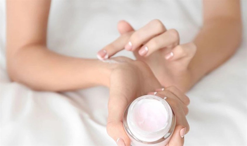 Nên thử sản phẩm lên vùng da nhỏ trước khi dùng Nên thử sản phẩm lên vùng da nhỏ trước khi dùng