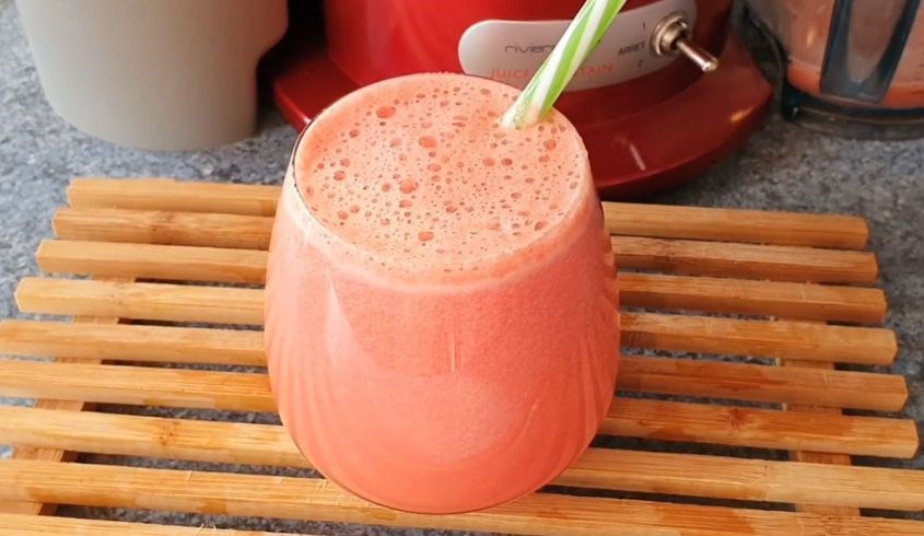 Nước ép cà chua giàu vitamin C giúp chống oxy hóa Nước ép cà chua giàu vitamin C giúp chống oxy hóa