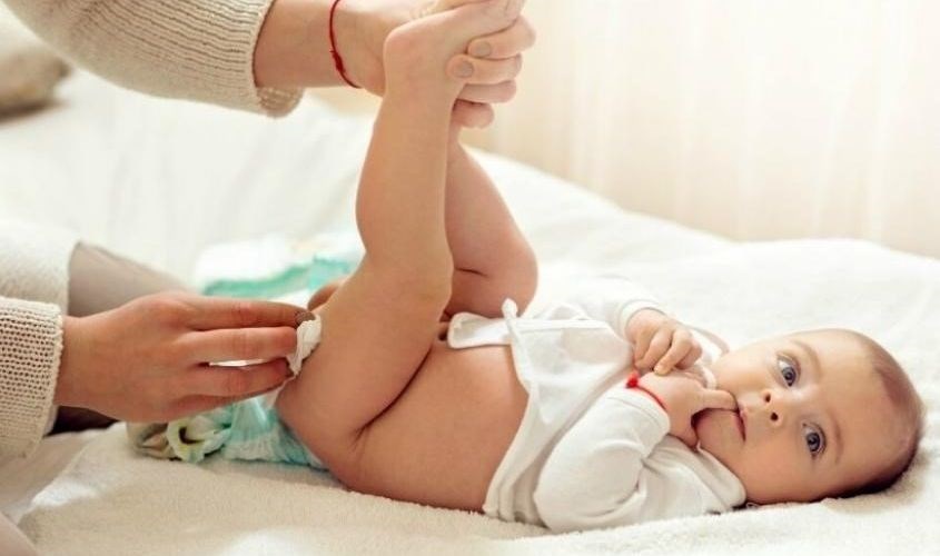 Vệ sinh sạch sẽ cho bé