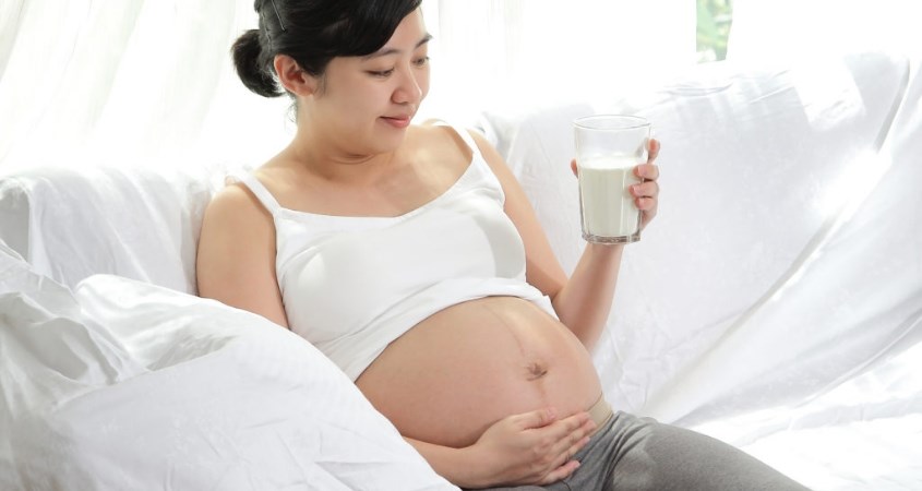 Sữa bầu XO MOM có vị sữa khá dễ uống, có vị ngậy hơn các loại sữa khác