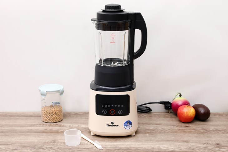 Máy làm sữa hạt đa năng BlueStone BLB-6035 cần thiết cho mọi gia đình với nhiều tính năng nổi bật, hỗ trợ chế biến nhiều món ăn ngon
