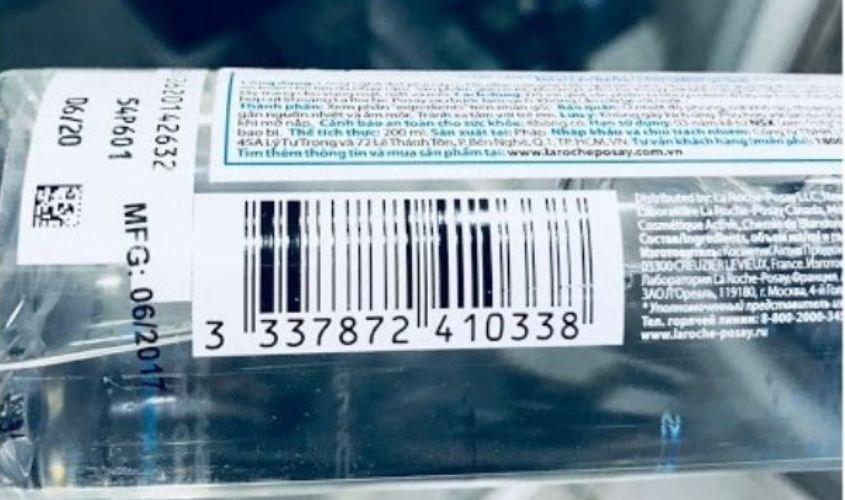 Nước tẩy trang La Roche-Posay thật sẽ có mã vạch đầu là 300 - 379