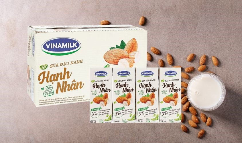 Thùng 48 hộp sữa đậu nành hạnh nhân Vinamilk 180 ml