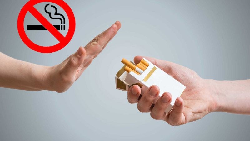 bạn nên cai thuốc lá để bảo vệ cơ thể khỏi các hóa chất gây tăng nguy cơ mắc ung thư