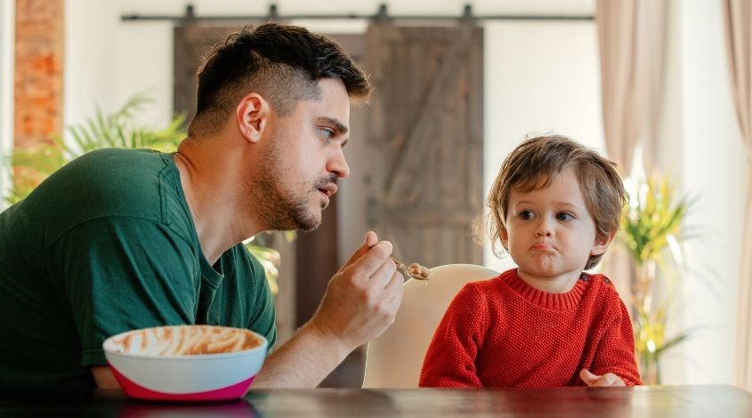 Ngừng bổ sung vitamin D3 K2 nếu bé ăn không ngon