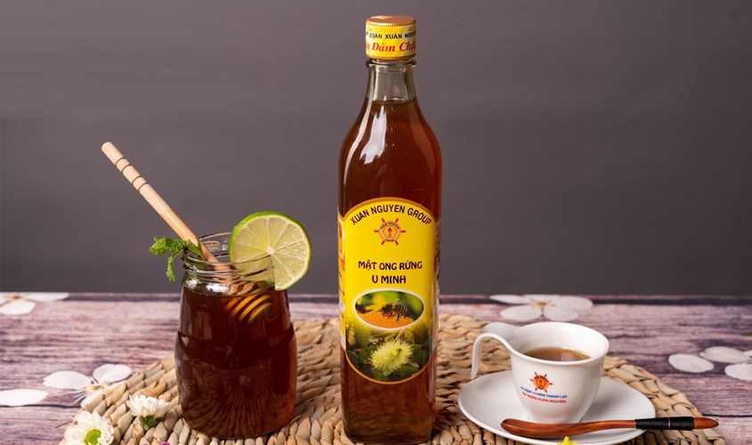 Mật ong rừng nguyên chất pha sữa ong chúa U Minh Xuân Nguyên 500 ml Mật ong rừng nguyên chất pha sữa ong chúa U Minh Xuân Nguyên 500 ml