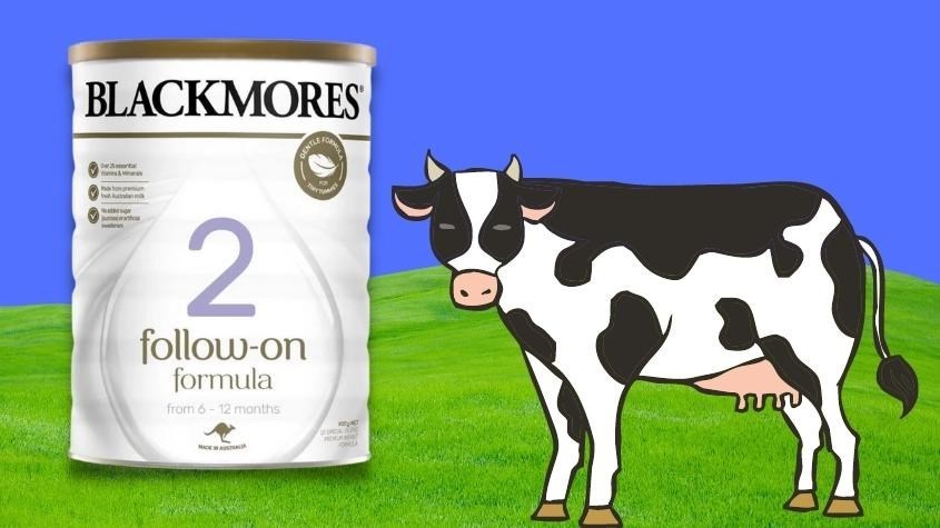 be-bi-tieu-chay-thi-me-co-nen-cho-be-uong-sua-2