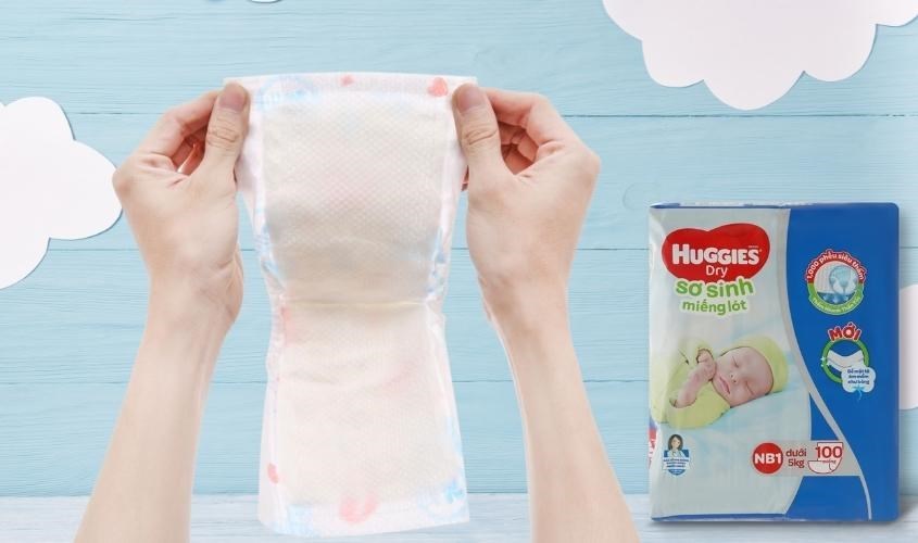 Tã lót Huggies Dry size NB1 100 miếng (Dưới 5 kg)