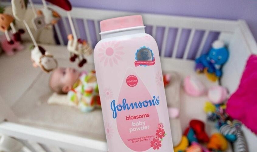 Phấn rôm cho bé Johnson