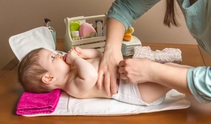 Cần lựa chọn cỡ tã và miếng lót phù hợp cho bé