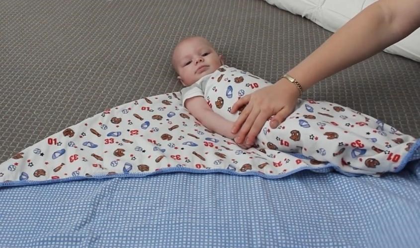 Cố định tã để tã không bị bung ra