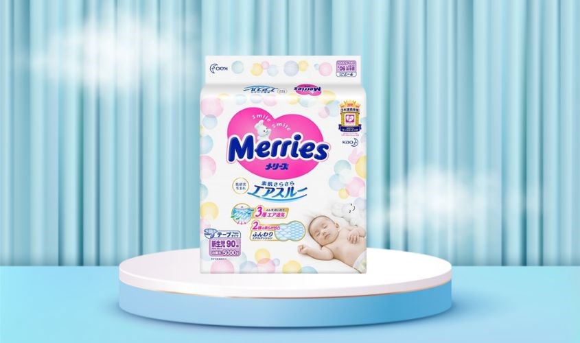 Tã dán Merries size NB 90 miếng (Dưới 5 kg)