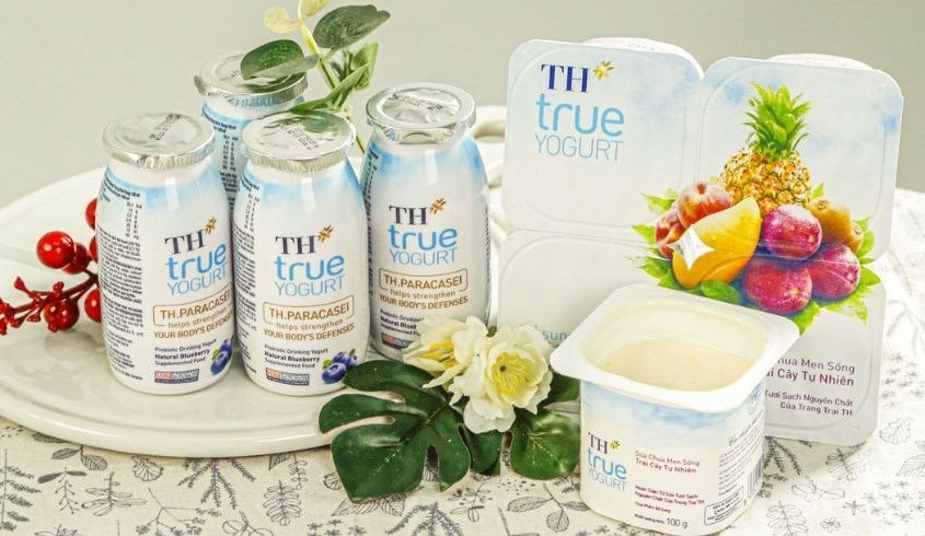 Lốc 4 hộp sữa chua trái cây TH true YOGURT vị trái cây 100g (từ 1 tuổi)
