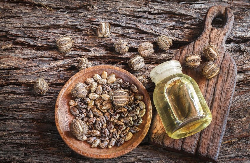 Dầu thầu dầu giúp điều trị và ngăn ngừa mụn quay trở lại