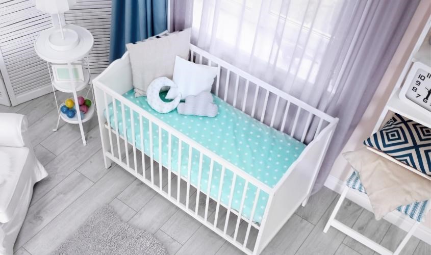 Cũi loại vừa phù hợp cho trẻ từ 6 tháng đến 3 tuổi Cũi loại vừa phù hợp cho trẻ từ 6 tháng đến 3 tuổi