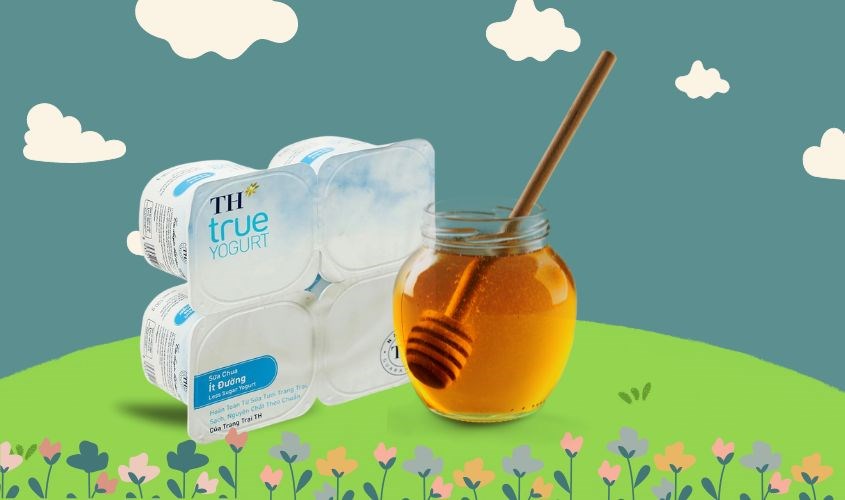 Lốc 4 hộp sữa chua ít đường TH true YOGURT 100g (từ 1 tuổi) Lốc 4 hộp sữa chua ít đường TH true YOGURT 100g (từ 1 tuổi)