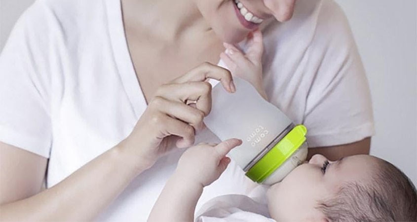 Bình sữa Comotomo có thiết kế bo tròn các góc