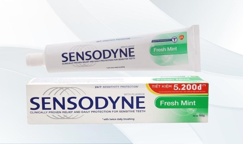 Kem đánh răng Sensodyne Fresh Mint hương bạc hà thơm mát