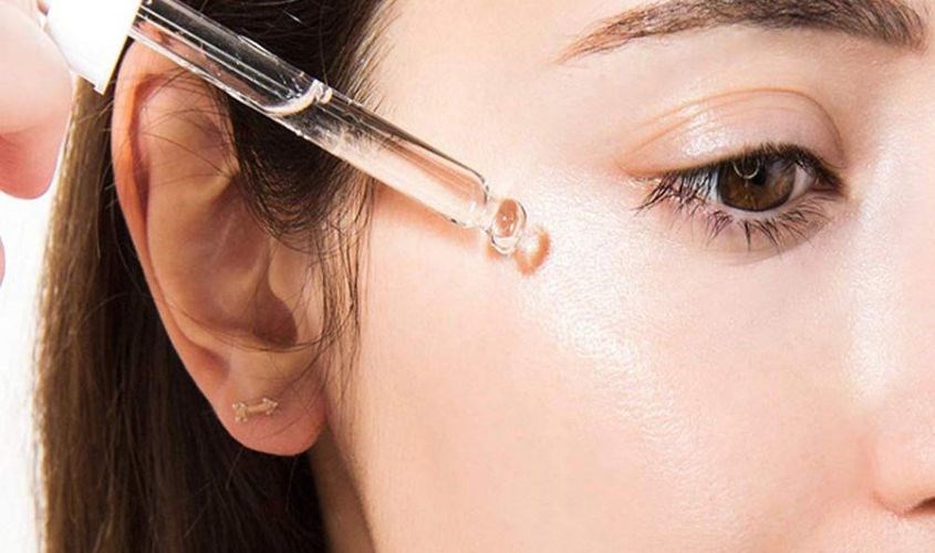 Kiên trì sử dụng tranexamic acid để sở hữu làn da đều màu