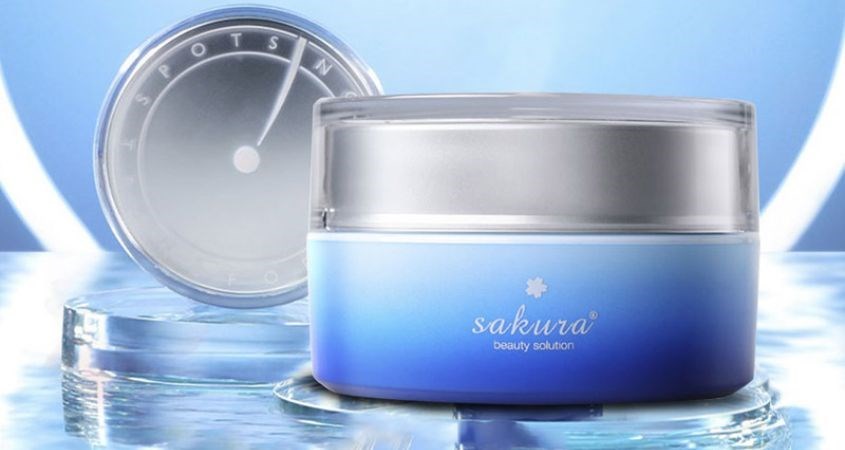 Kem trị nám Sakura Transforming Cream