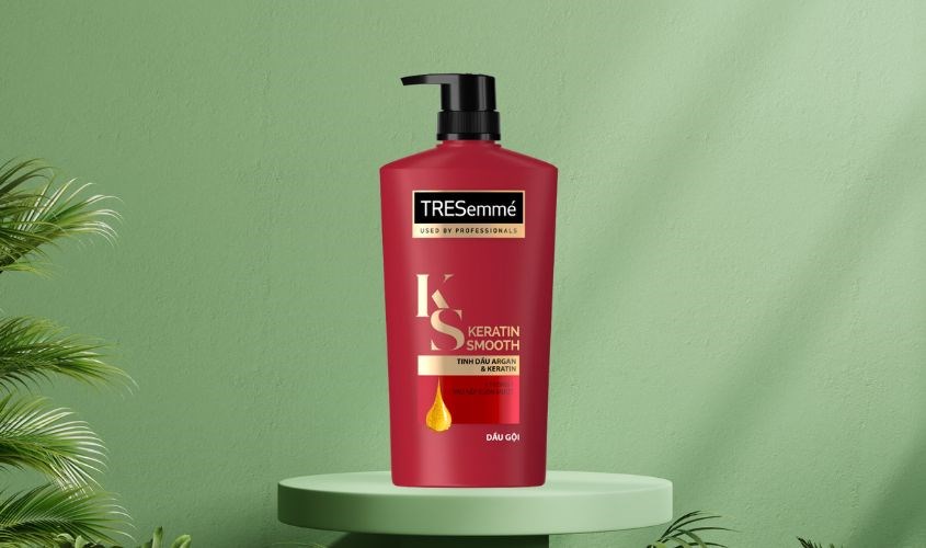 Dầu gội TRESemmé Keratin Smooth tóc vào nếp, bóng mượt 621 ml