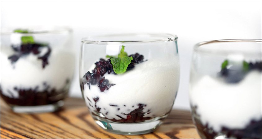 Sữa chua nếp cẩm