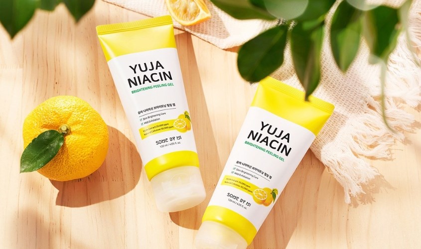 Gel tẩy da chết dưỡng trắng da Some By Mi Yuja Niacin Brightening Peeling Gel