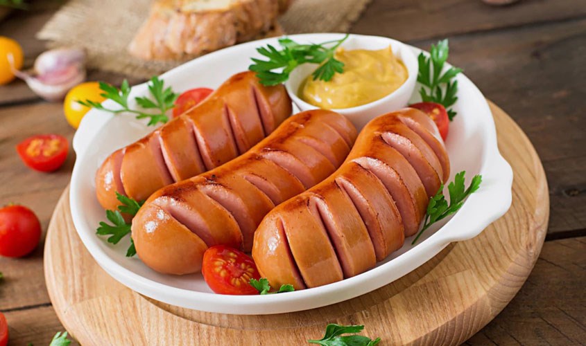 Xúc xích giàu protein và vitamin D